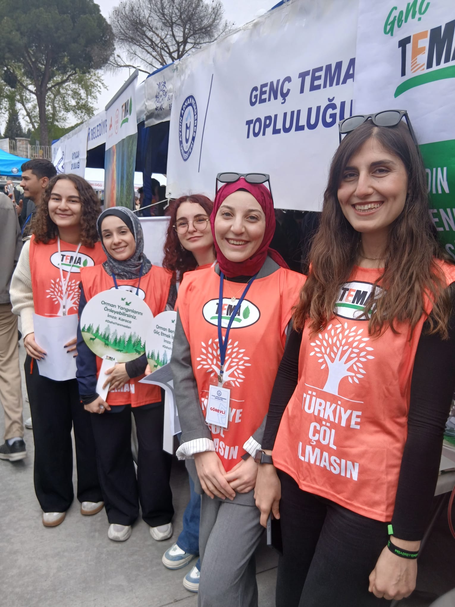 EGEKAF 2026 kapsamında
Aydın Adnan Menderes Üniversitesi TEMA gönüllüleri standında yapılan