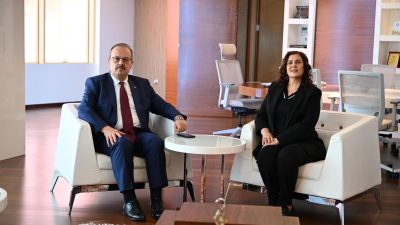 Özlem Çerçioğlu’nu, Ankara Valiliği görevine atanan Yakup Canbolat ziyaret etti.