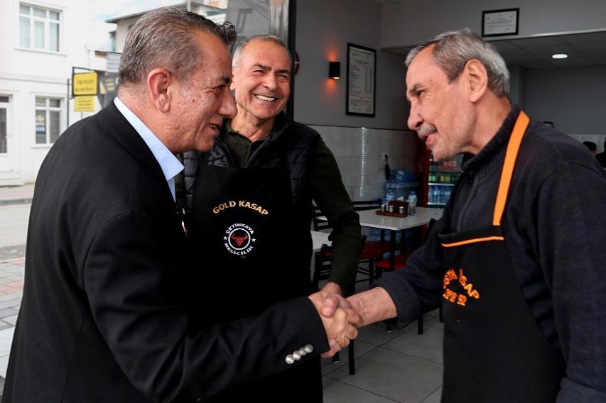 Efeler Belediye Başkanı Anıl Yetişkin, Üçüncü Sanayi Sitesi’nde esnaf ziyaretinde bulundu