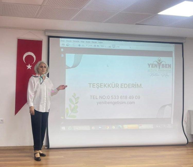 Yeniben Gelişim Akademisi Kurucusu Meltem Kılıç, ortaokul, lise ve üniversite