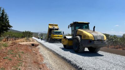 Aydın Büyükşehir Belediyesi, kent genelinde yol yapım, bakım ve onarım