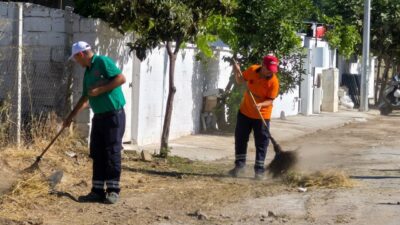 Efeler Belediyesi, Umurlu Mahallesi'nde yol yenileme, asfaltlama, çevre düzenleme ve