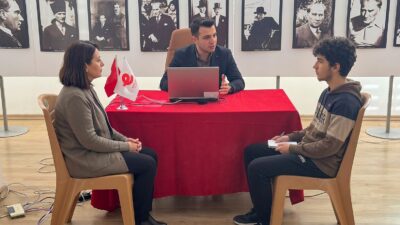 Efeler Belediyesi, YKS sonuçlarının açıklanmasının ardından üniversite tercihi yapacak adaylara