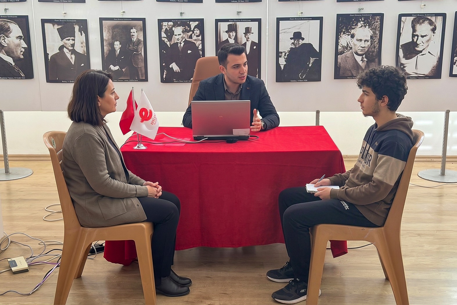 Efeler Belediyesi, YKS sonuçlarının açıklanmasının ardından üniversite tercihi yapacak adaylara