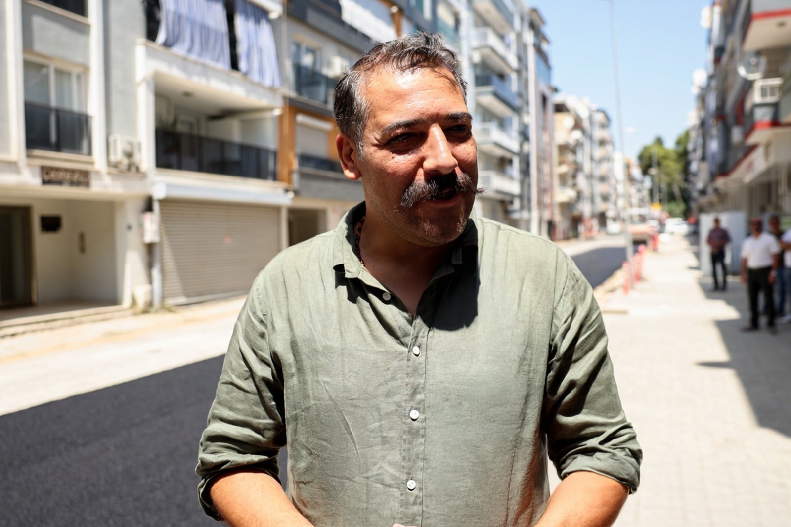 Efeler Belediyesi Fen İşleri Müdürlüğü ekipleri, Güzelhisar Mahallesi Albayrak Caddesi'nde