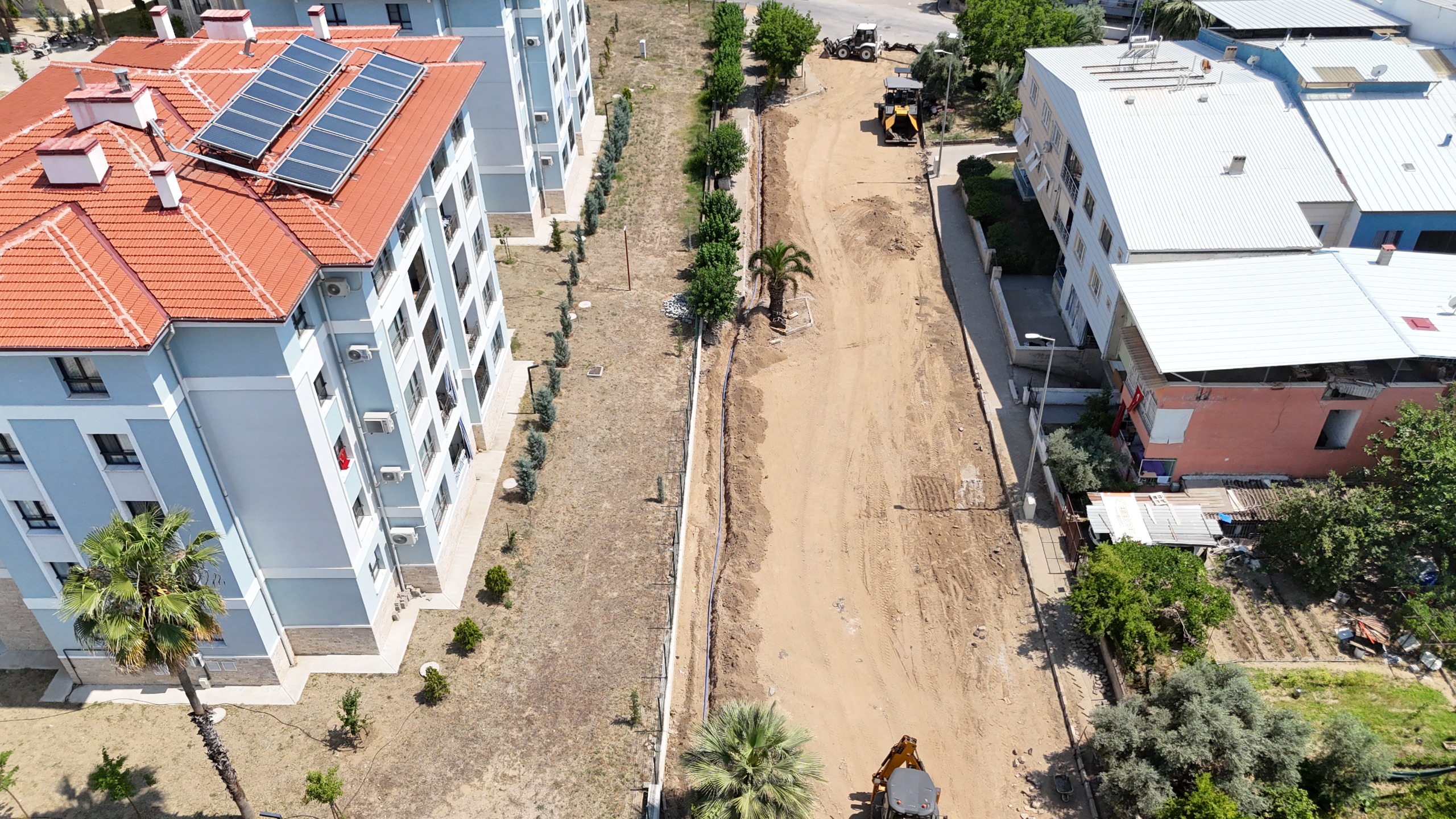 Nazilli Belediyesi, yol yenileme çalışmalarıyla eş zamanlı yürüttüğü altyapı yatırımları