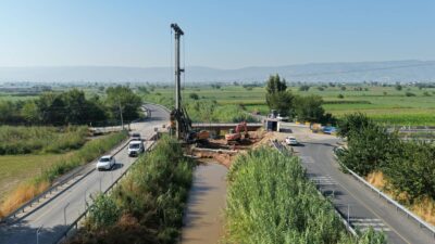 Aydın Büyükşehir Belediyesi tarafından sürdürülen A1 Kanal Yolu Projesi’nde çalışmalar