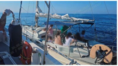 Didim Açıklarında Göçmen Kaçakçılığı Operasyonu: 16 Düzensiz Göçmen Yakalandı Didim açıklarında düzenlenen koordineli operasyonda, yasa dışı yollarla yurt dışına