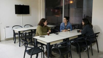 Efeler Belediyesi tarafından hizmete sunulan Türkan Saylan Misafirhanesi, kadınlara güvenli