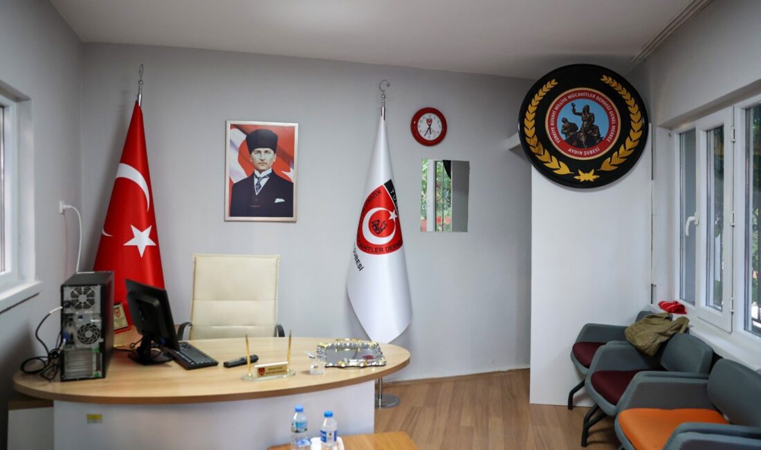 EFELER’İN ARAŞTIRMA MERKEZİNDEN İLK VERİ: 7 EYLÜL’ÜN BİLİNMEYEN GERÇEKLERİ ARŞİV BELGELERİYLE AYDINLANDI Aydın’ın düşman işgalinden kurtuluşunun 104’üncü yıl dönümünde, 7 Eylül 1922