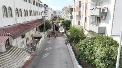 Nazilli Belediyesi, Cumhuriyet Mahallesi’nde yol yenileme çalışmalarına başladı. İlk etapta