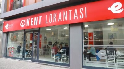 Efeler Belediyesi’nin sosyal destek projeleri arasında yer alan Kent Lokantası,