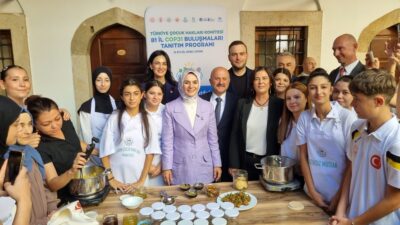 Aile ve Sosyal Hizmetler Bakanı Mahinur Özdemir Göktaş, Aydın’da düzenlenen
