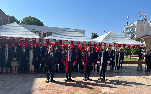 Adalet teşkilatının ihtiyaçlarının ve yargı sistemine ilişkin mesajların öne çıktığı