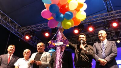 22. Germencik İncir Festivali’nde düzenlenen 15 bin TL değerindeki hediye