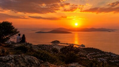 Aydın’da güneşi uğurlamak için deniz kenarından göl manzarasına, seyir tepelerinden