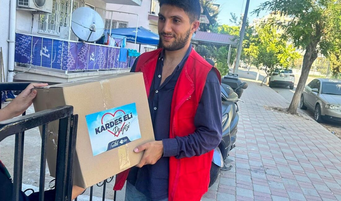 EFELER’DE “KARDEŞELİ” DESTEĞİ İHTİYAÇ SAHİBİ AİLELERE ULAŞIYOR Efeler Belediyesi Sosyal Yardım Ağı (EFESYA) koordinasyonunda yürütülen “Kardeşeli” projesi