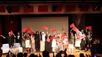 Nazilli Belediyesi Naz Tiyatro Topluluğu, Milli Mücadele döneminde Anadolu kadınlarının