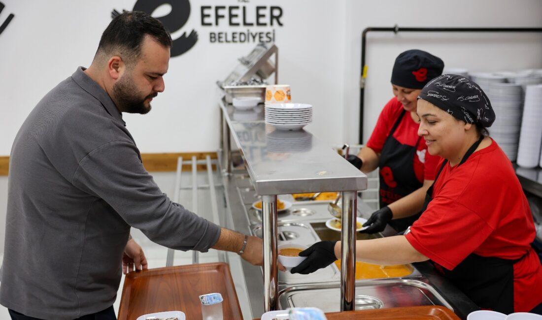 Efeler Kent Lokantası Cumartesi Günleri de Açık Olacak Efeler Belediyesi’nin Kent Lokantası, çalışma günlerini altıya çıkarıyor. Hafta içi