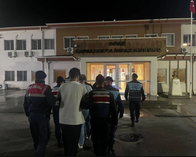 Aydın’ın Didim ilçesine bağlı Akbük Mahallesi’nde bir otele düzenlenen operasyonda