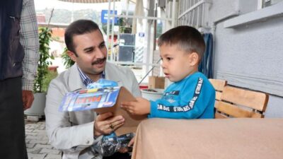 Koçarlı Kaymakamı Ramazan Taşkın, kurum amirleriyle birlikte Güdüşlü Kırsal Mahallesi’nde